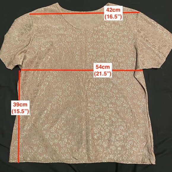 4/$20 | Embroidered Floral T shirt - Picture 2 of 7